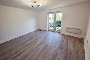 Lounge/Diner- click for photo gallery